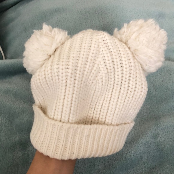 White beanie hat - Picture 2 of 2